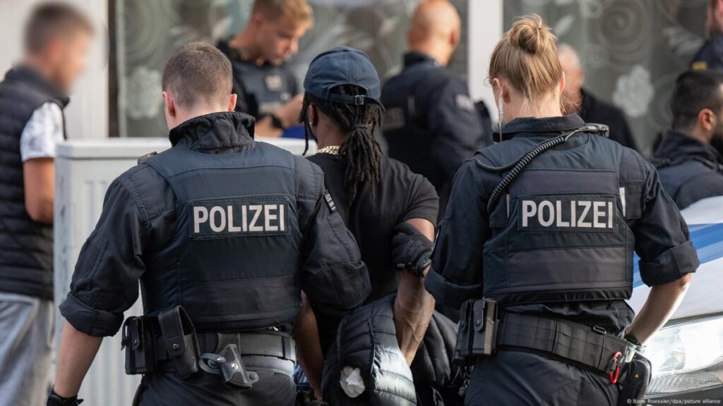 Bombendrohung aus dem Zweiten Weltkrieg in Freiburg Breaking News